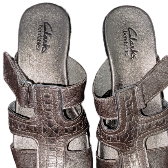 5/$10 Clarks bendable dress sandals size 5M - Picture 5 of 12